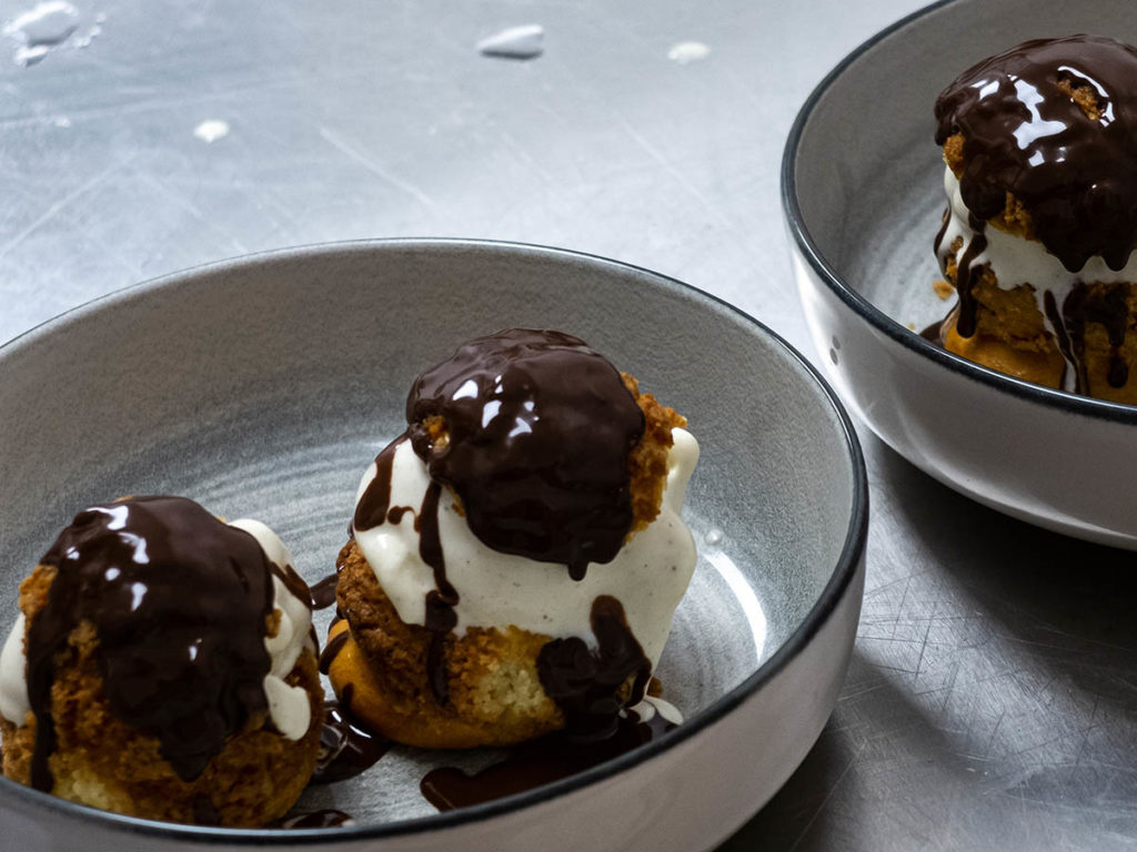 Le Tabagnon du 6 dessert profiteroles